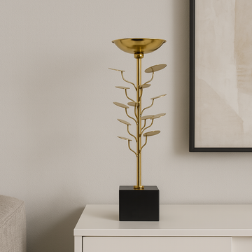 حامل شموع ذهبي عصري