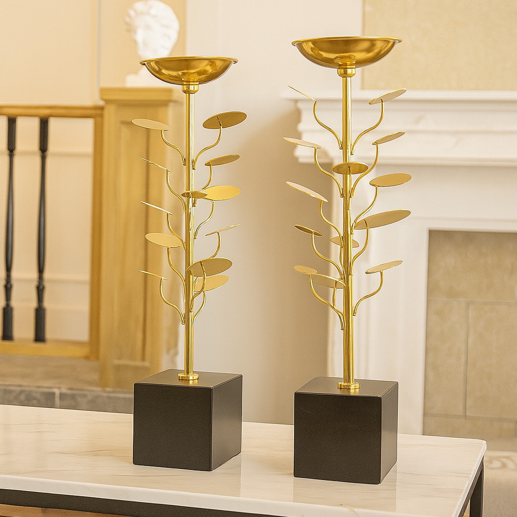 حامل شموع ذهبي عصري