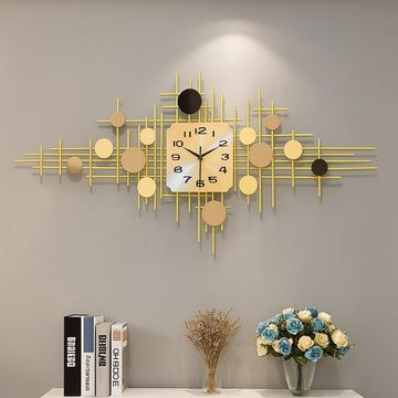 ساعة حائط فنية بسيطة